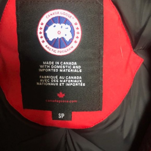 Canada Goose Ladies Expedition Parka - second quality purchased by employee - Picture 3 of 7